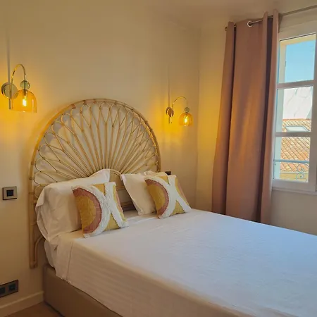 Port De Appartement